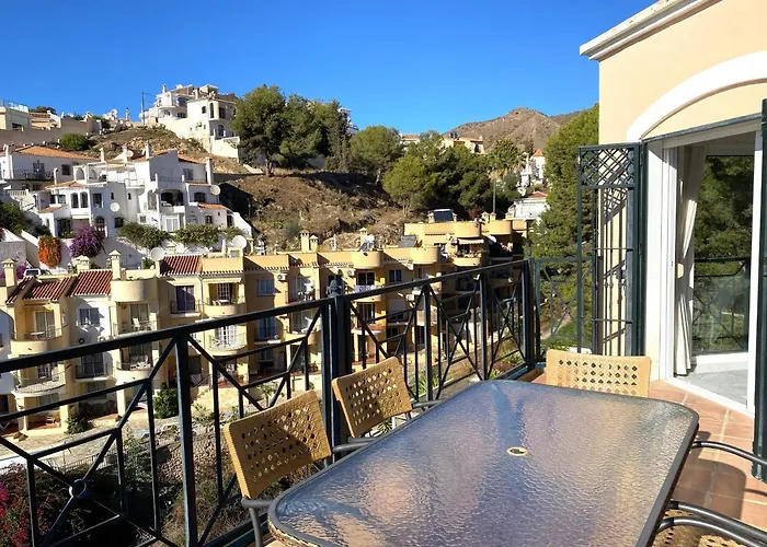 Lucena Private Pool Casasol 네르하