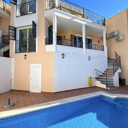 Lucena Private Pool Casasol *