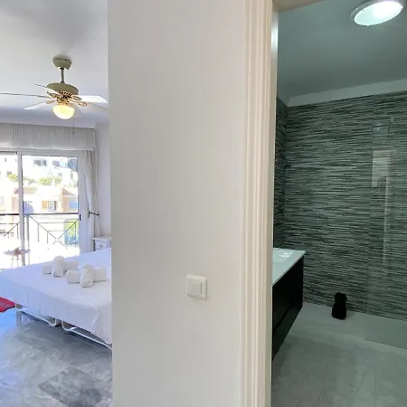 Lucena Private Pool Casasol * Nerja