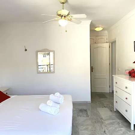 别墅 Lucena Private Pool Casasol 内尔哈