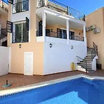 Lucena Private Pool Casasol *