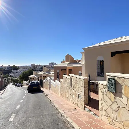 Lucena Private Pool Casasol